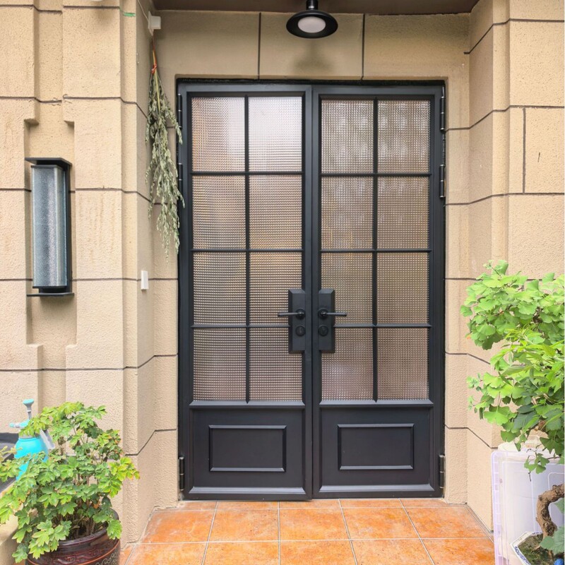 French-Style Paris 60-Style Vintage Double-Door Entrance Door for Garden, Store, or Shop, Including Installation in Chengdu