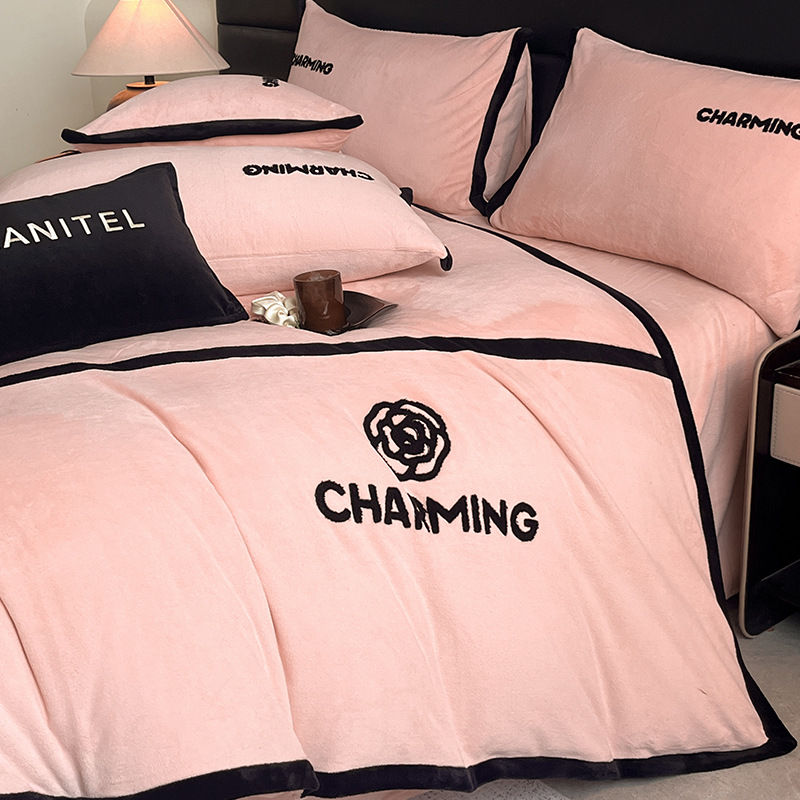 Invierno engrosado leche de cama de cuatro piezas conjunto de franela de coral doble cara más sábanas de edredón conjunto de tres piezas 2025