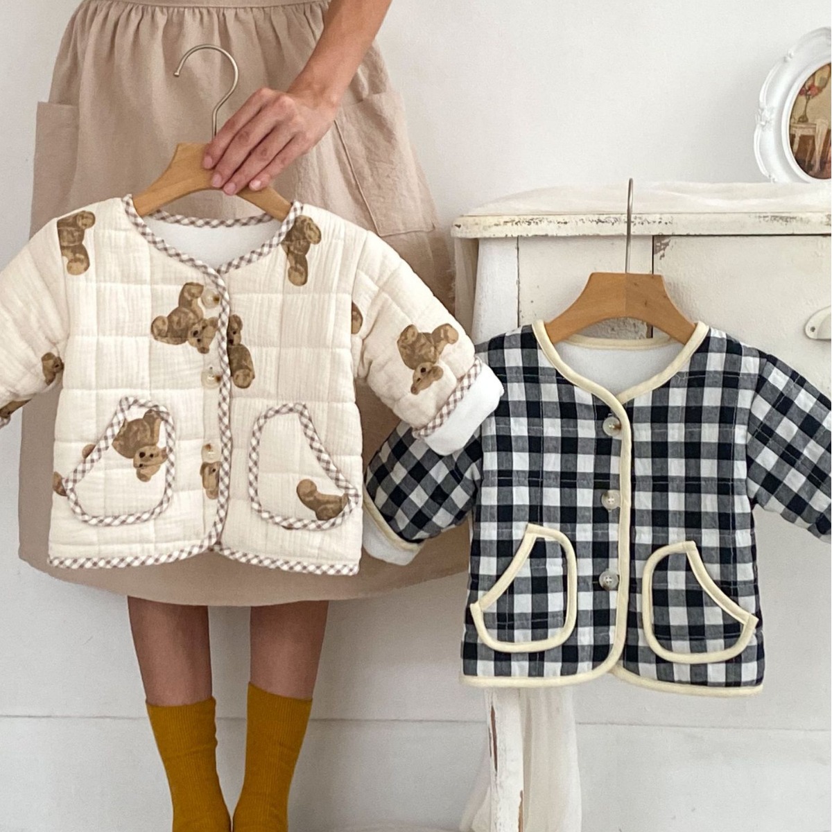 2023 Otoño e Invierno Nuevo bebé Chaqueta acolchada de algodón para niños engrosada Chaqueta acolchada de algodón a cuadros chaqueta acolchada de algodón cálido invierno Abrigo acolchado de algodón para hombres