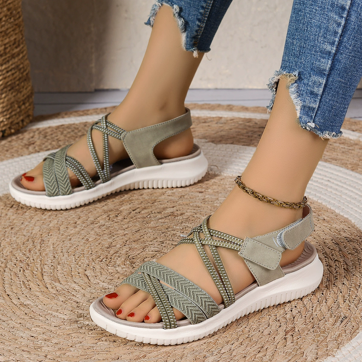 Трансграничные новые богемные амазонские горячие сандалии модные большие размеры европейские и американские тапочки для туризма пляжная обувь