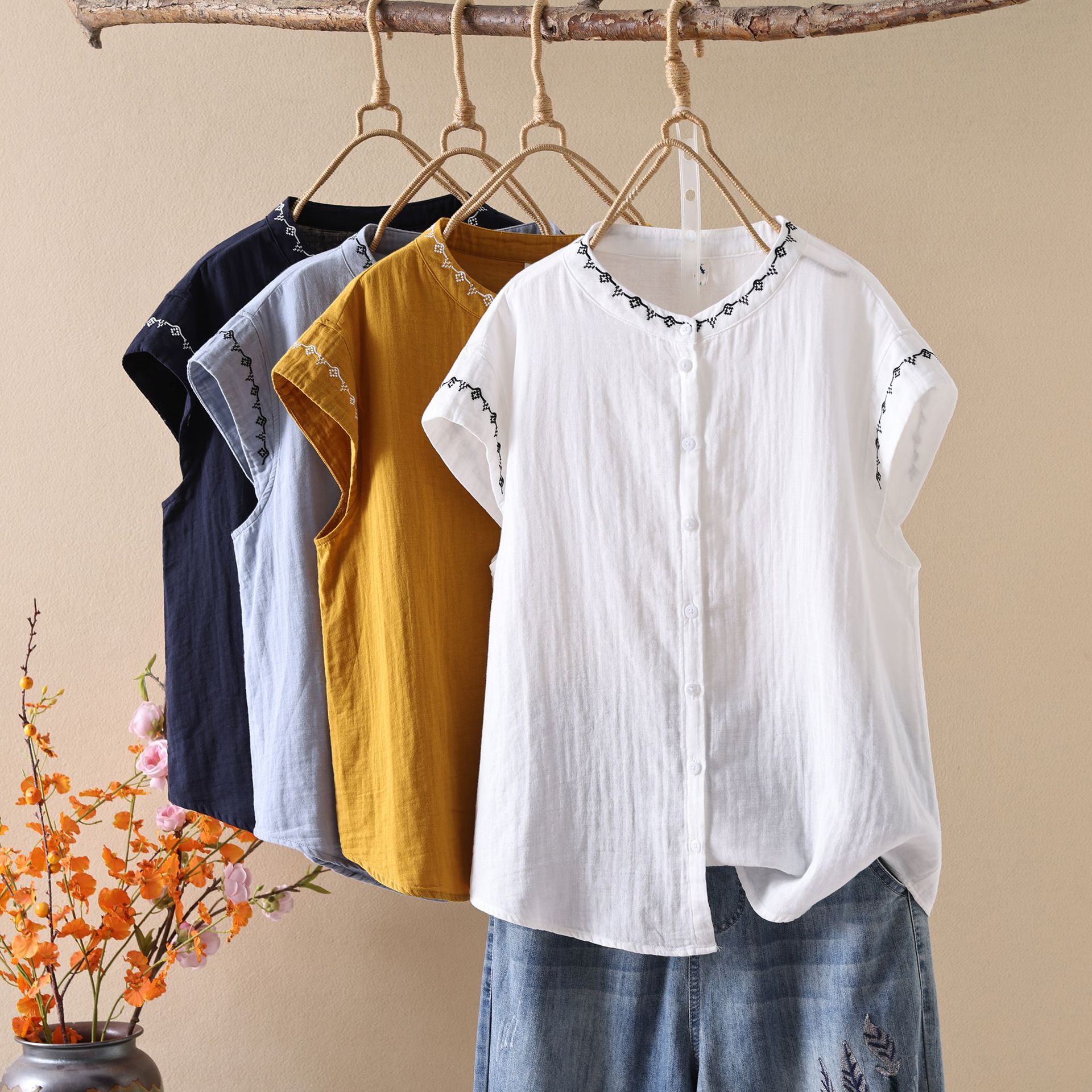 Solid color summer breathable shirt with a round collar