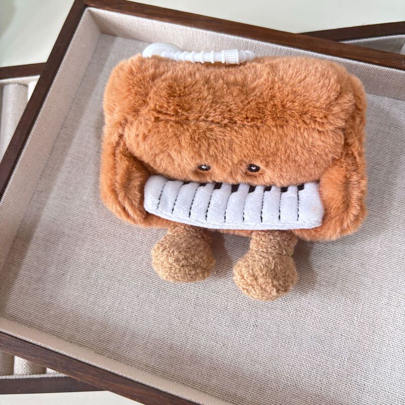アニメかわいい豆眼ピアノ楽器のキーホルダー|undefined
