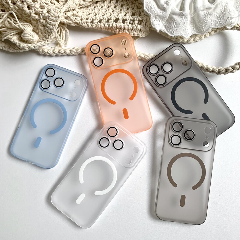 Frosted Skin Feel Suitable for Iphone17Pro Mobile Phone Case Ultra-Thin Magnetic Suction Apple 16Pro Fine Hole Anti-Fall Protective Cover Frosted Skin Feel Suitable for Iphone17Pro Mobile Phone Case Ultra-Thin Magnetic Suction Apple 16Pro Fine Hole Anti-Fall Protective Cover