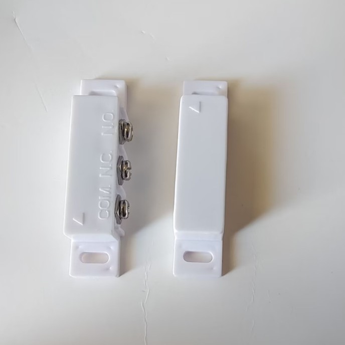 波冲3线有线门磁开关 常开常闭型门磁信号输出 配合报警主机使