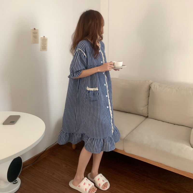 Amazon Nightdress Korean Edition Simplicity stripe Short sleeved Dress leisure time Versatile pajamas Easy Show thin Home Furnishing