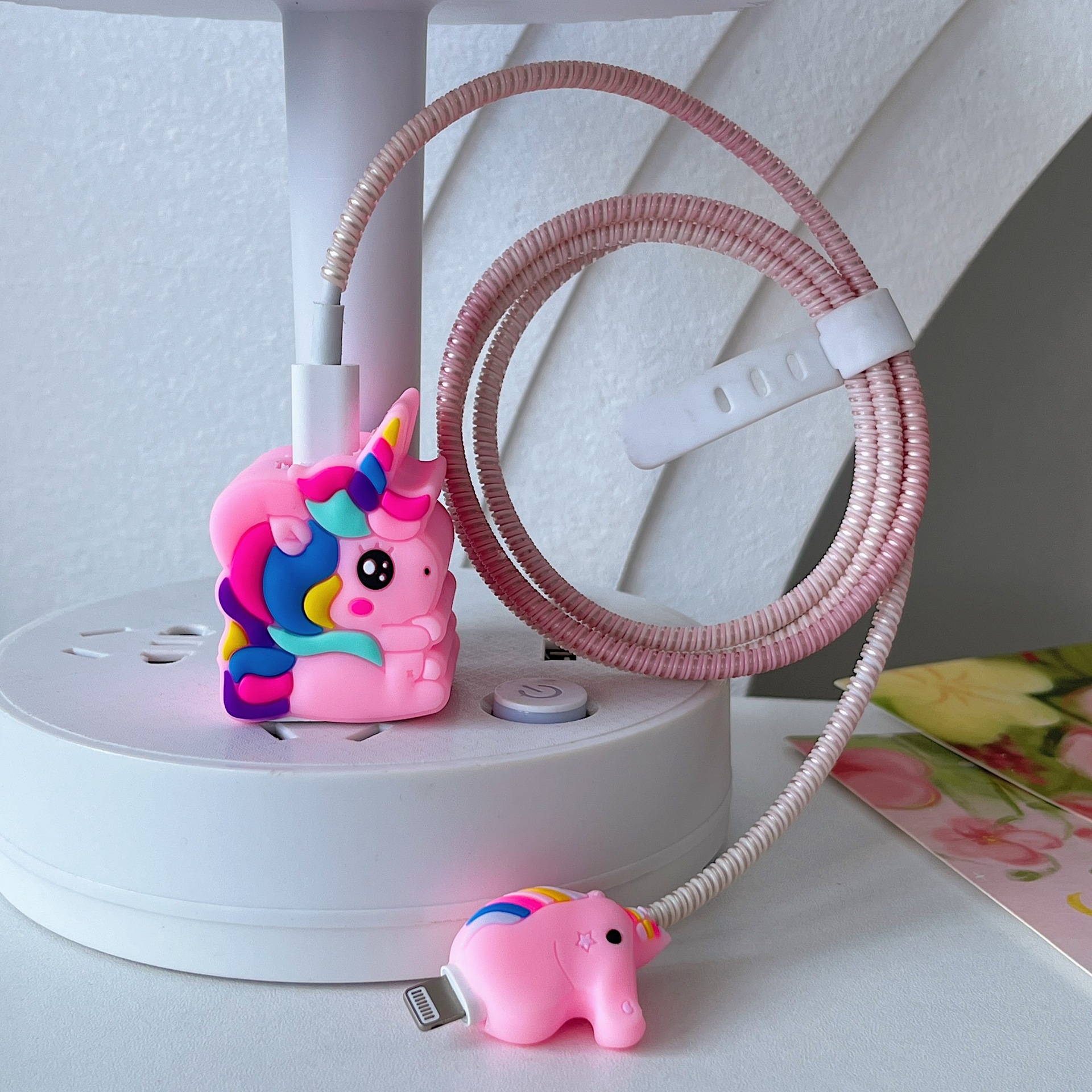 유니콘 핑크 (4개 세트) 크고 작은 헤드 + 1.4m 와이어 로프 + 실리콘 타이