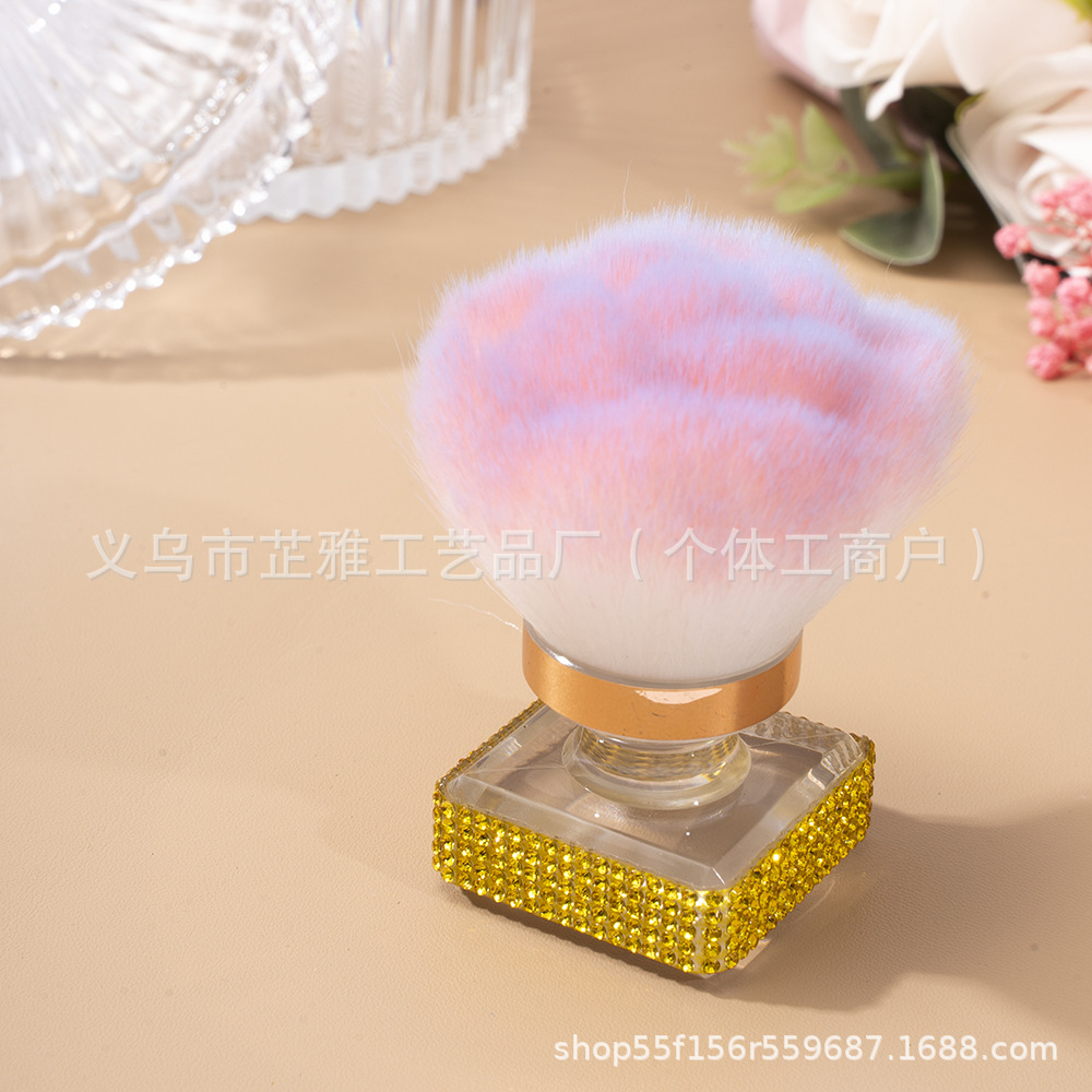 Diamantes transfronterizos de alta calidad multifunción venta caliente de un solo cepillo de polvo de manicura cepillo de base cepillo de maquillaje belleza