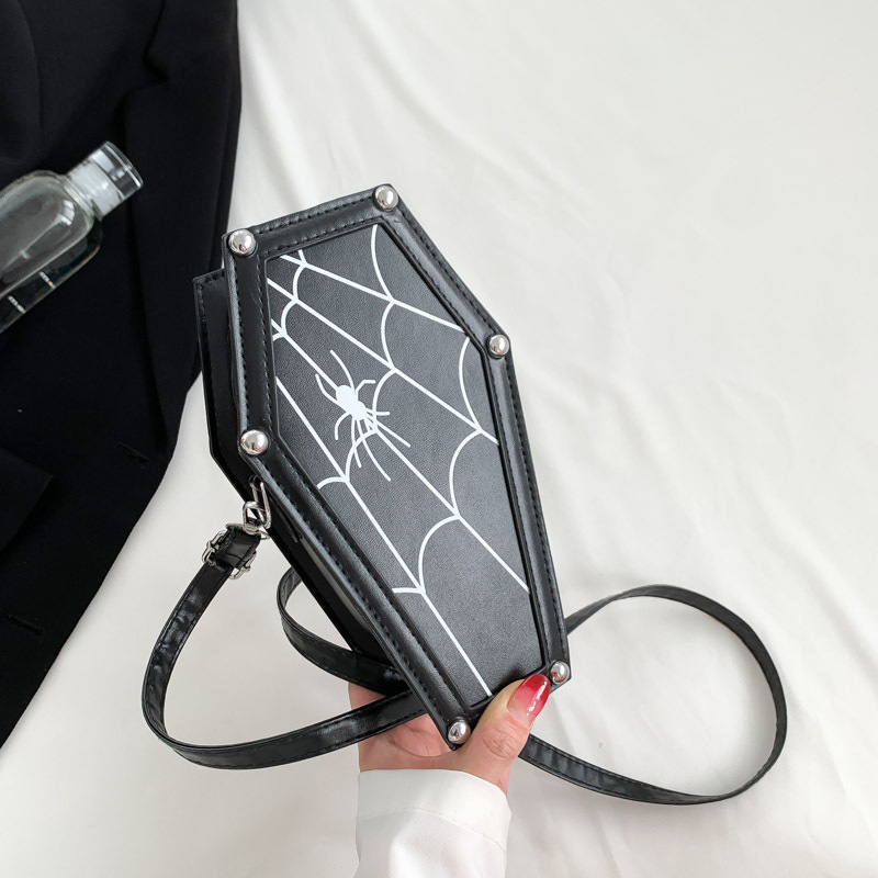 Women's Small Pu Leather Spider Web Skull Basic Sewing Thread Square Zipper Shoulder Bag Crossbody Bag display picture 2