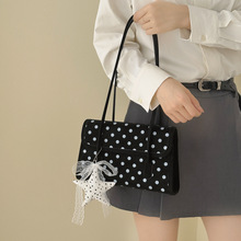 �羳������ļ�����|�в��c�μ��Ψ������Ҹ�°�Ů�S��һ�����l