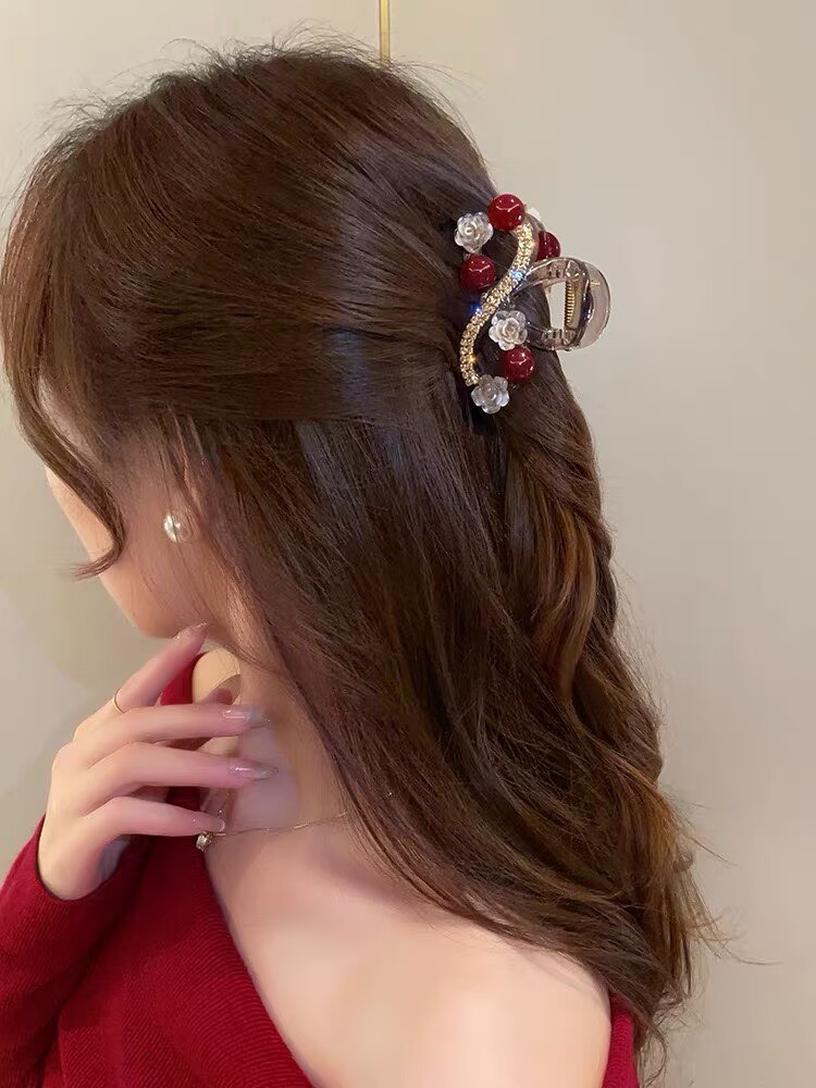 2026秋冬ミンクファー毛皮ヘアクリップ、高級感のある後頭部用大型シャーククリップ、ハート型キラキラ輝くダイヤモンド付き毛皮ヘアクリップ