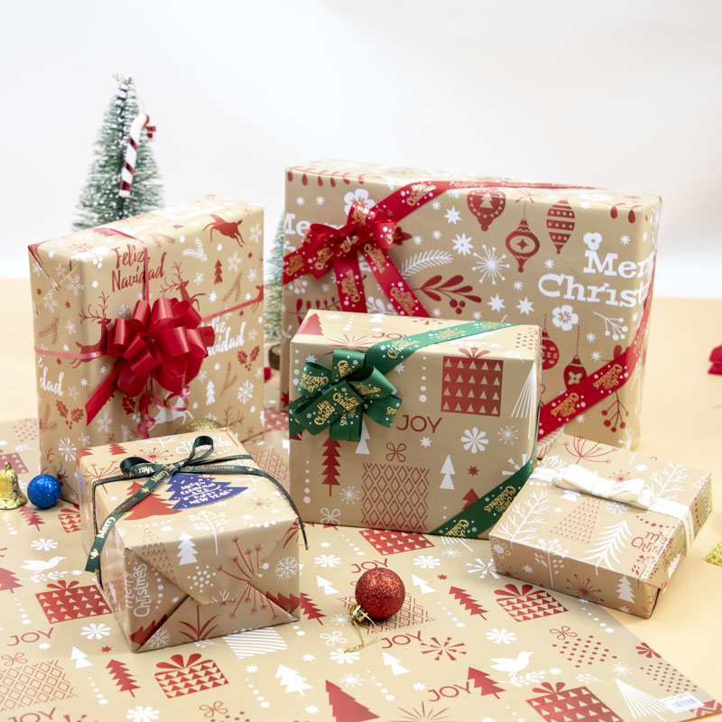 Nuevos productos creativos 10 hojas al por mayor día de Navidad día de Año Nuevo regalo caja de regalo papel de embalaje de papel de Navidad de color artesanal
