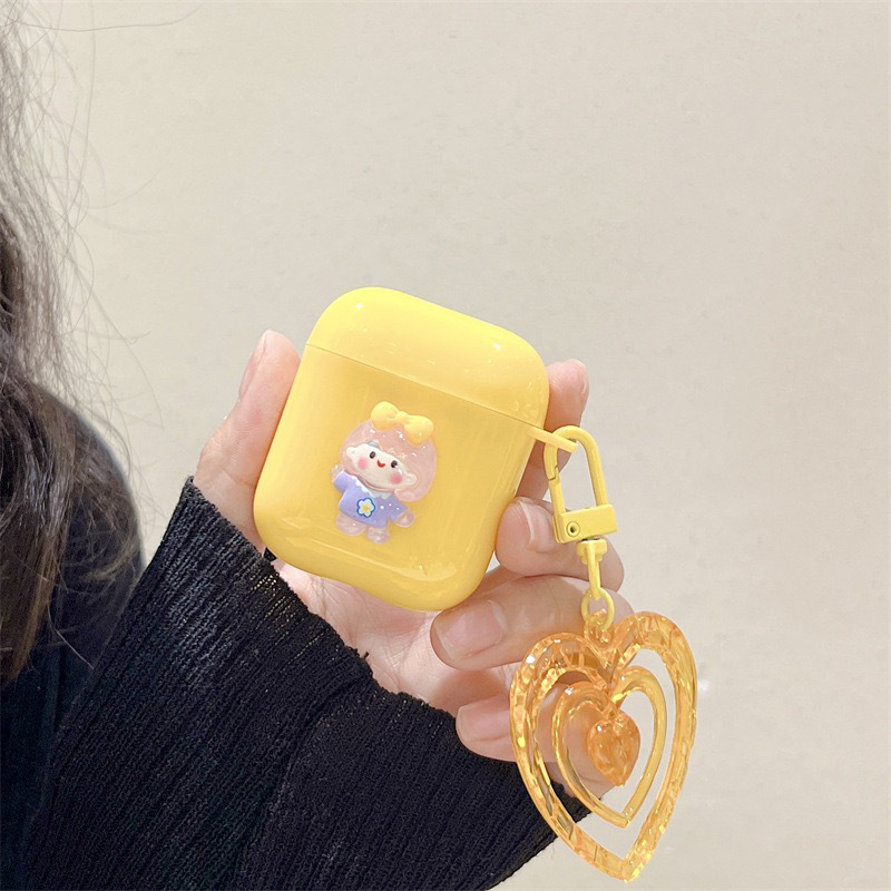 Untitled-1_0001_Headphone Case-Crystal Girl-Wind Chime Heart Pendant-Yellow