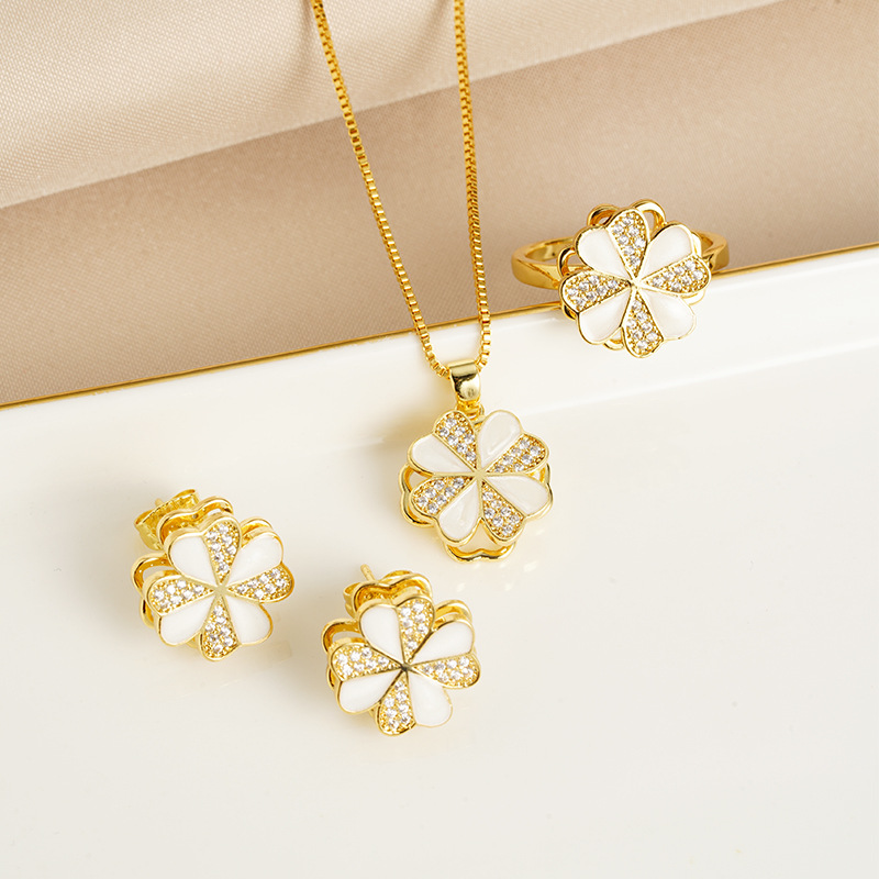 Vietnam diamantes de oro blanco flores combinación de collar sencillo anillo de lujo ligero para mujeres aretes de estilo elegante