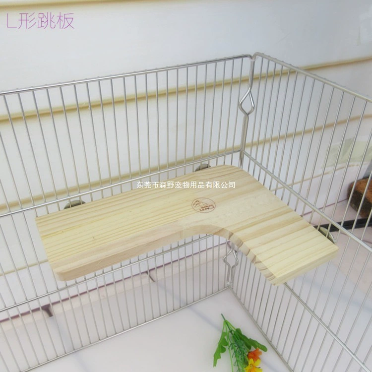 Л-образная педаль Totoro для белки Платформа для трамплина Totoro из утолщенной сосновой древесины, устойчивой к жеванию белки, может использоваться в стандартных клетках для мелких домашних животных.