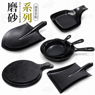 �����ܰ����αP�˱Pƽ����F�@���ͷ´�������ɫ�;ߺ�ɫ�����P��