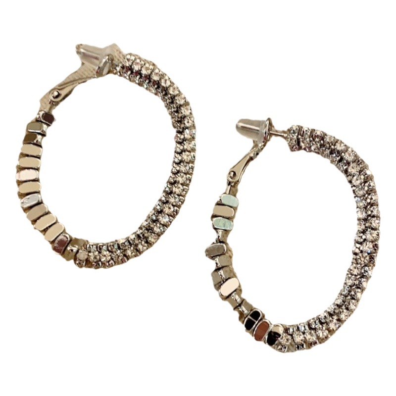 Aretes de lujo ligero, estilo explosivo, nicho de diseño, aretes de alta calidad, anillo de plata rotura, aretes de cuatro estaciones, pendientes para mujeres