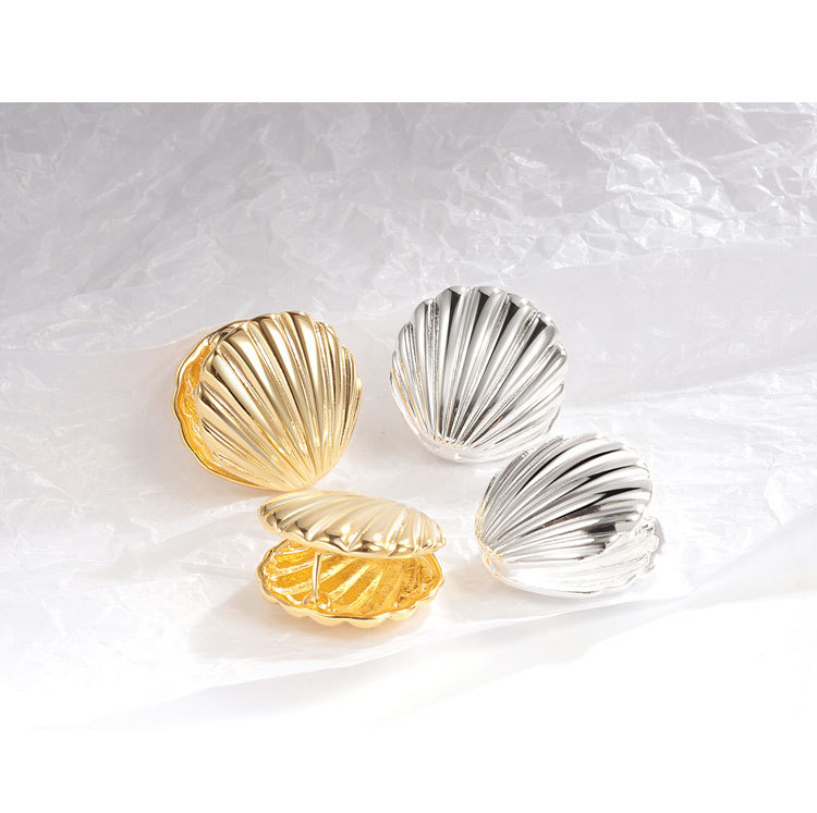 18g Weight Copper Ear Needle Material Earrings Classification 1 Pair Quantity Holiday, Daily Occasion Copper Material Shell Pattern Women's Gender Simple Style Style 1 Pair Simple Style Shell Copper Earrings 6