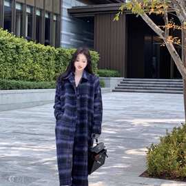 格纹毛呢外套女秋冬韩版宽松中长款过膝感气质赫本风呢子大衣