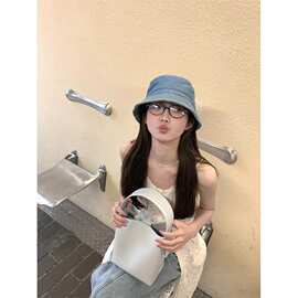 白色设计感镂空吊带连衣裙女夏季2025年新款潮叠穿别致字裙长裙