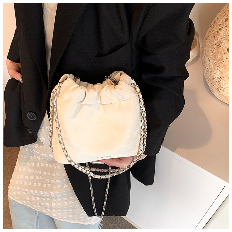 2024 Neue Damenmode Tote National Silk Art Style Kette Einzelschulter Crossbody Blessing Water Bucket Bag_voghion.com