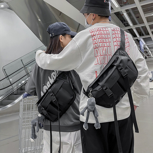 Cross-border Hong Kong style trendy cross-body chest bag for men, large-capacity Japanese casual work bag, trendy brand cross-body sports chest bag