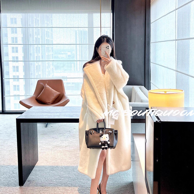 White Water Women's Warm Large Quilt Teddy Bear Stuffed Coat Women's Winter Warm and Environmentally Friendly Fur Long Jacket