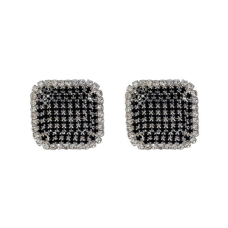 Wholesale Jewelry Square Black Inlaid Diamond Stud Earrings Nihaojewelry display picture 6