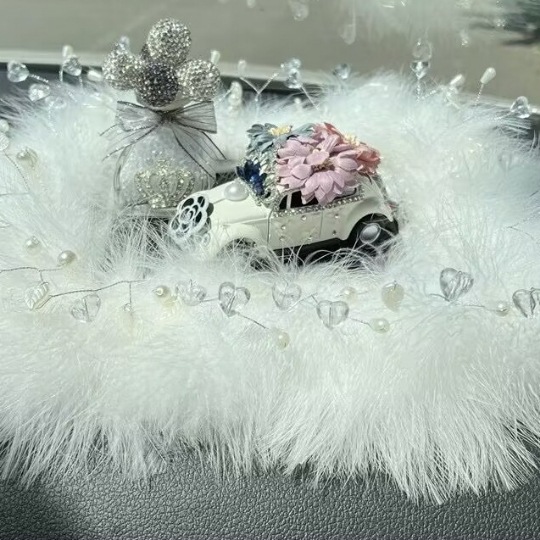 Camellia bowknot modelo de coche bola de perforación decoración de coche decoración de coche rojo neto suministros de coche para niñas cojín peludo image 10