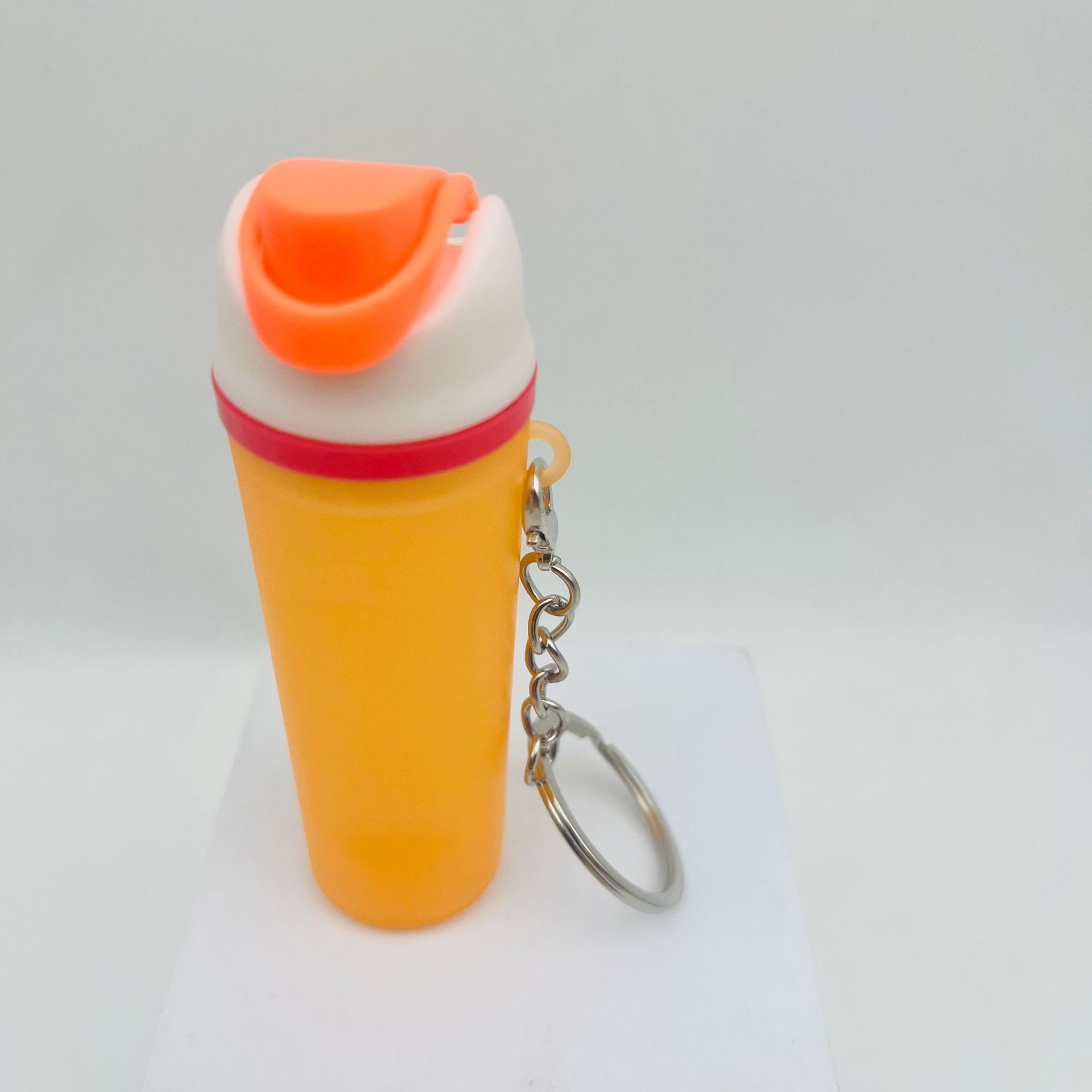 Explosivos transfronterizos Stanley Stanley Stanley llavero colgante día de la madre llavero puede poner lápiz labial colgante de mochila image 65