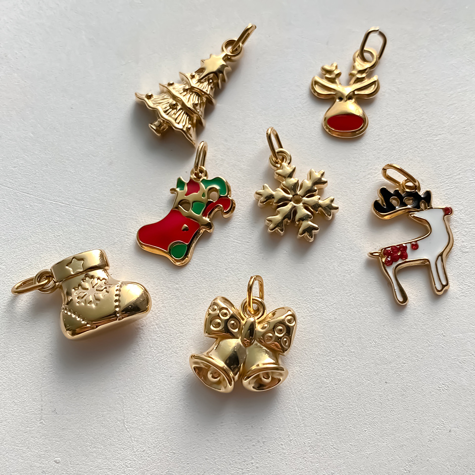 Emanco Non-Fading Washable Christmas Bead Pendant Accessories DIY Hand-Woven Enamel Bracelet Accessories