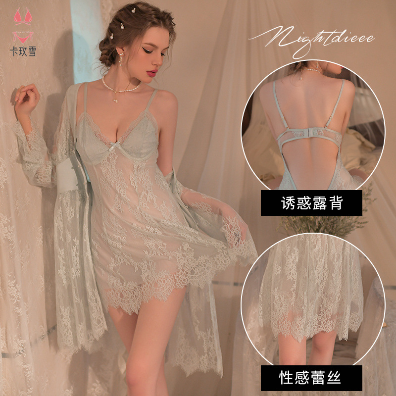 Vestido de encaje entallado