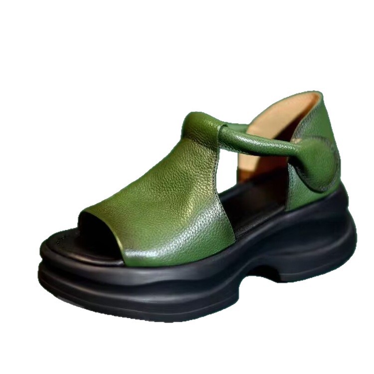 Sandalias para mujer de moda, suela gruesa, zapatillas de salida, punta abierta para mujer, nuevo estilo de verano 2025, fondo suave, todo fósforo, chanclas