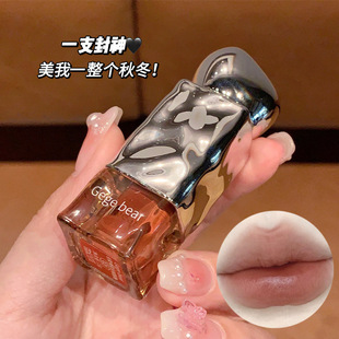 Gegebear���С�ܿڼt�W���h���Խz�q�����p�����F����@��Ů��