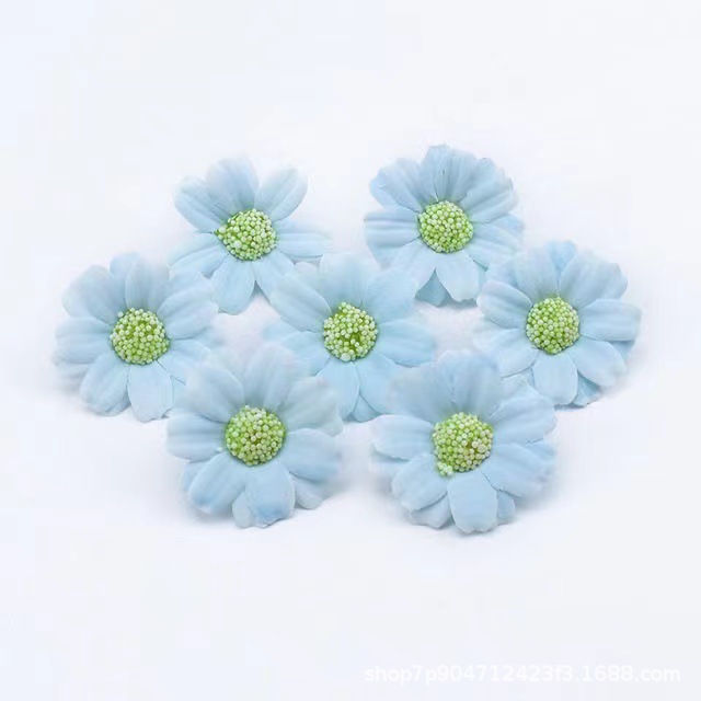 하늘색
