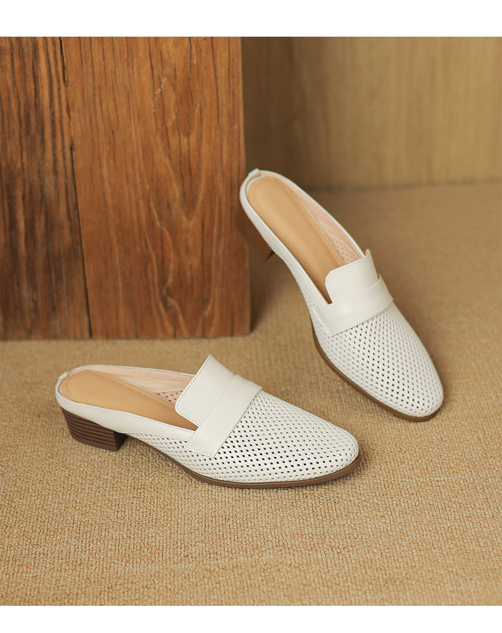 Sandal nữ quai ngang mũi kín gót thấp đế xốp nhẹ mùa xuân hè — đen chi tiết 17
