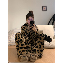韩版高级豹纹珊瑚绒睡衣女加绒加厚冬季新款毛绒家居服大码套装冬