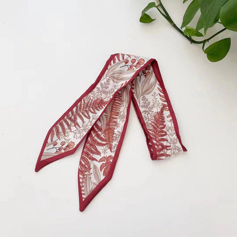 Ярко-красный*