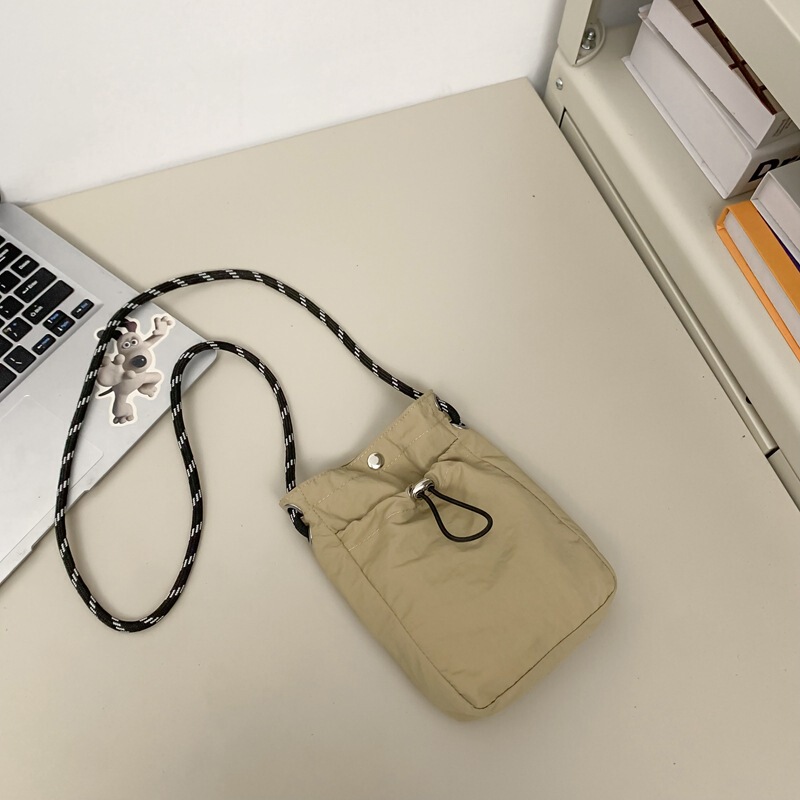 Japanese-Style Nylon Small Crossbody Bag Solid Color Vertical Phone Bag Casual Simple Coin Purse Earphone Bag Ins Crossbody Fabric Bag Japanese-Style Nylon Small Crossbody Bag Solid Color Vertical Phone Bag Casual Simple Coin Purse Earphone Bag Ins Crossbody Fabric Bag