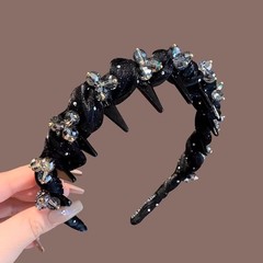パリ王妃カチューシャ女性2025新型高級感ドリル麻花お下げカチューシャファッション