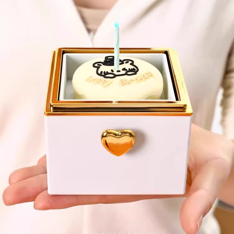 Qixia regalo del día de San Valentín torta de oso sorpresa giratoria caja de anillo de cumpleaños para enviar novia propuesta de matrimonio confesión
