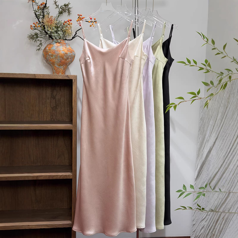High-End Silky Texture Satin Suspender Dress for Women, New Spring and Summer Style, Thin and Luxurious, with a Flowing and Elegant Look