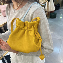26�����¿���⸣������С���L��Ůʿ�μ�б��ٴ�ͨ�ڰ����b��