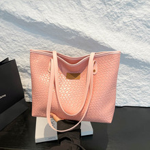 2025�¿���y�r��ͨ��ͨ���OӋ�м�ɫ�������|�Іμ����ش�Ů��