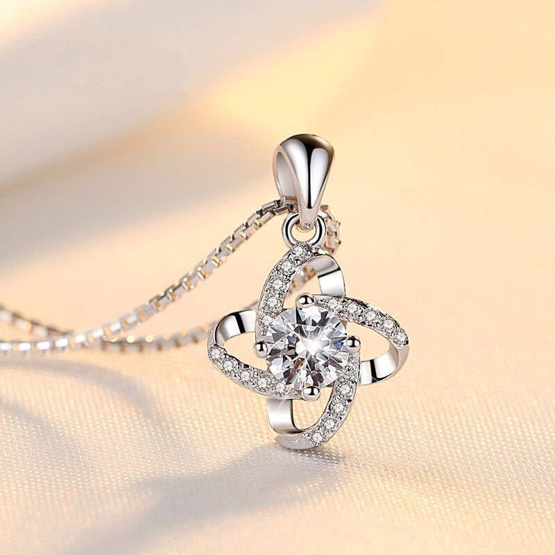 10722810603_1156385257