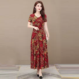 休闲裤;女式T恤;连衣裙