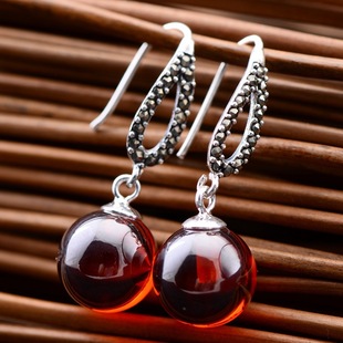 С���y����l925���y�Ʒ�ϳ�ʯ��ʯ�Ƕ�R��ِ Ůʿ���hһ�����l