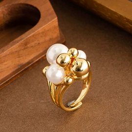 耳环;耳钉;戒指