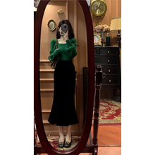 深圳南油秋冬搭配一整套小洋装高级感小香风绿色针织鱼尾连衣裙子