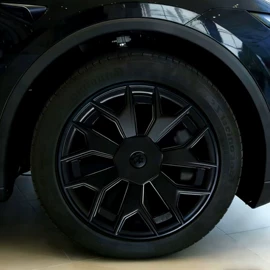 其他汽车内饰;天窗及配件;轮毂盖