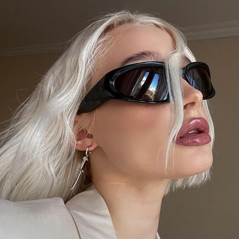 35g Weight Full Frame Glasses Structure Sunglasses Classification PC, UV400 Protection Lens Material Oval Frame Glasses Style Travel Occasion Solid Color Pattern Unisex Gender INS Style Style Grey, Black Color INS Style Solid Color PC UV400 Protection Oval Frame Full Frame Women's Sunglasses 无